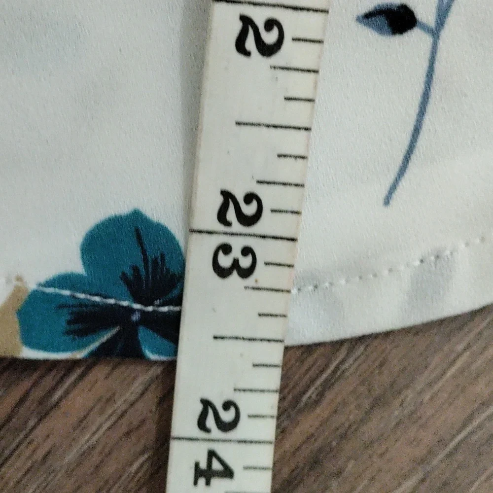 Loft Top ❤️❤️ - Picture 2 of 5